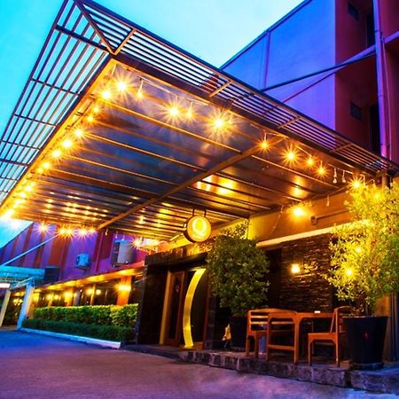 Q Hotel Bangkok Zewnętrze zdjęcie