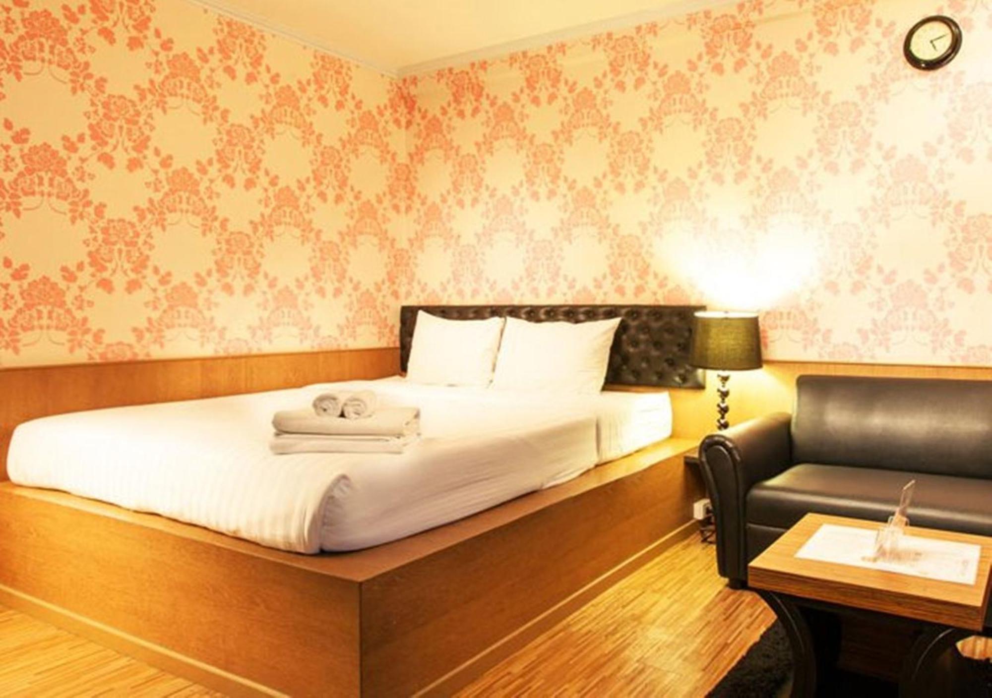 Q Hotel Bangkok Zewnętrze zdjęcie