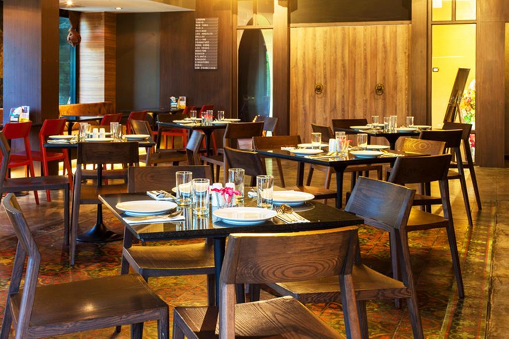 Q Hotel Bangkok Zewnętrze zdjęcie