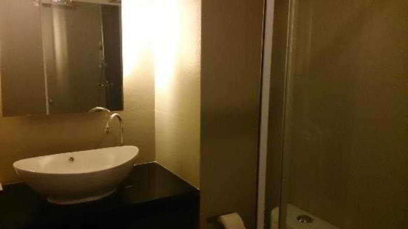 Q Hotel Bangkok Zewnętrze zdjęcie
