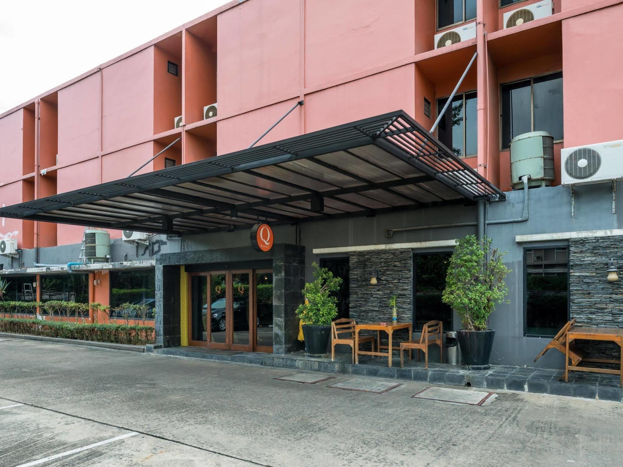 Q Hotel Bangkok Zewnętrze zdjęcie