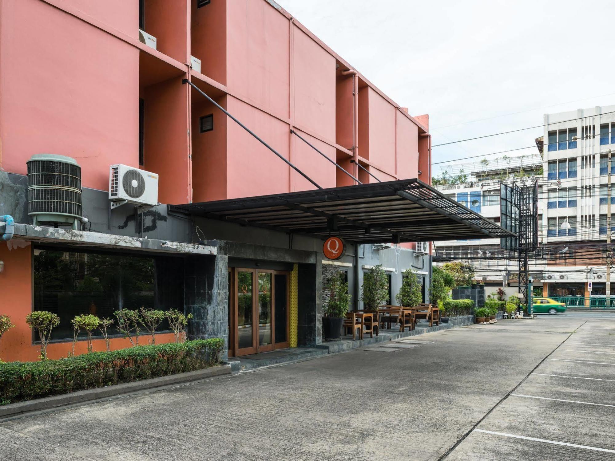 Q Hotel Bangkok Zewnętrze zdjęcie
