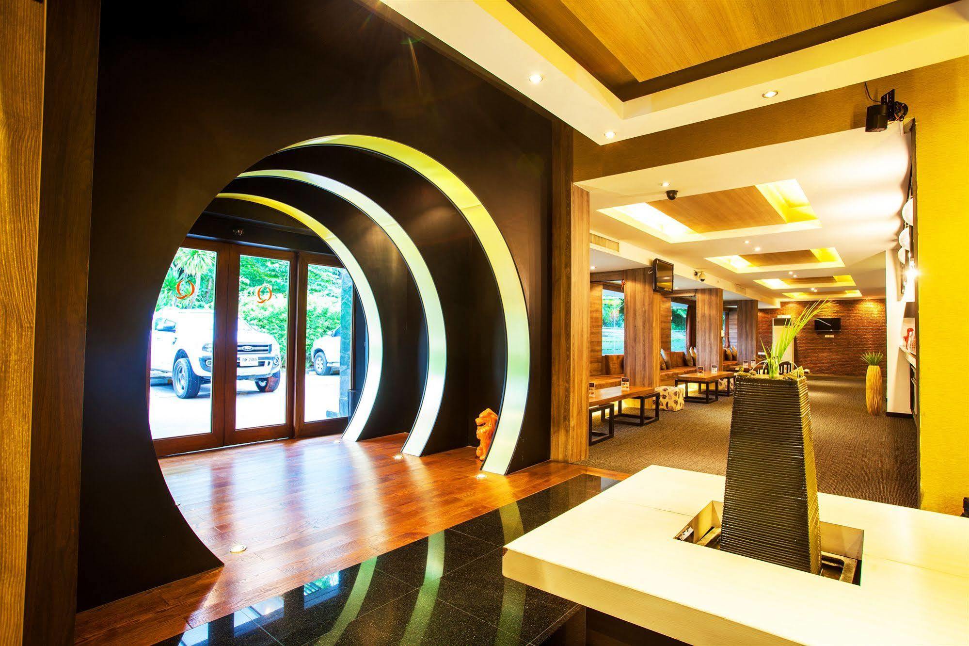 Q Hotel Bangkok Zewnętrze zdjęcie