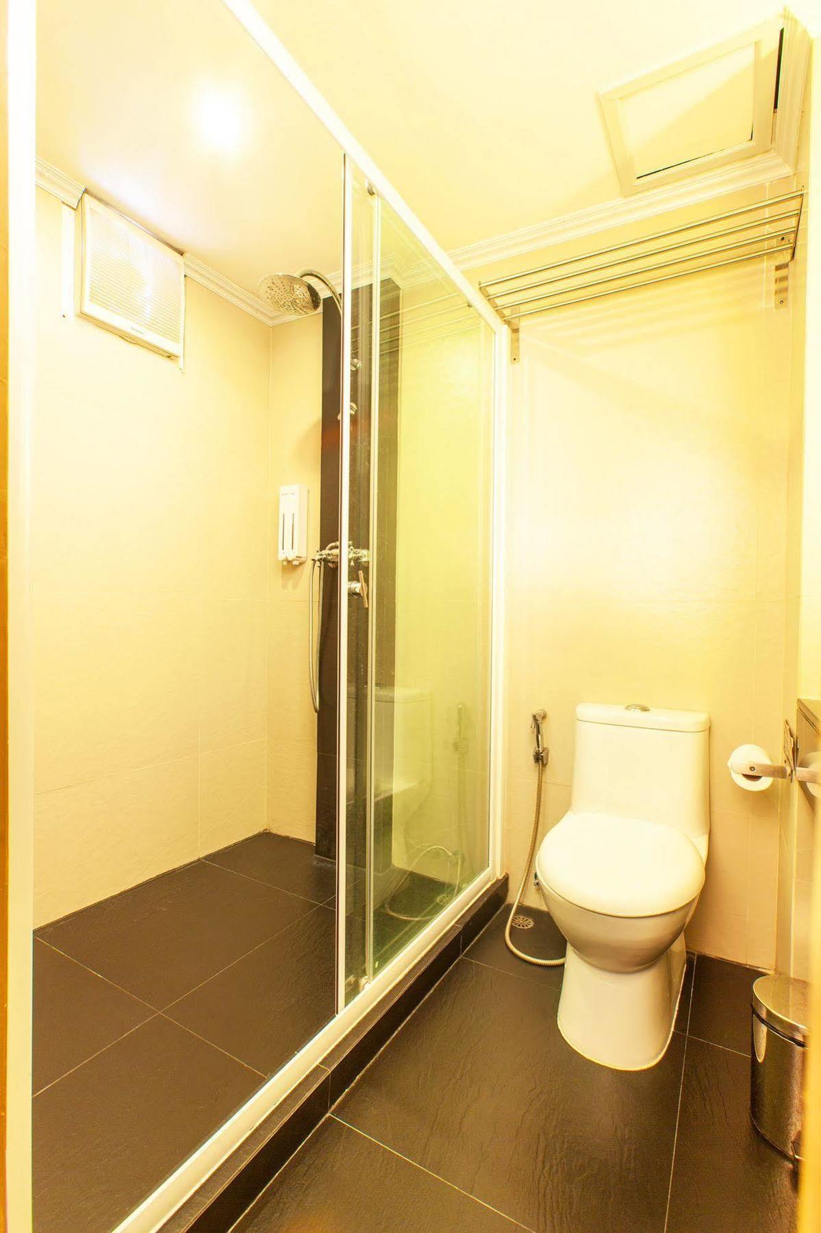 Q Hotel Bangkok Zewnętrze zdjęcie